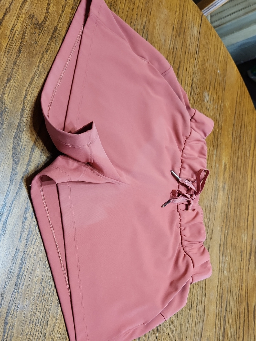 Lululemon Shorts Elastic Drawstring Tie Waist Size 4